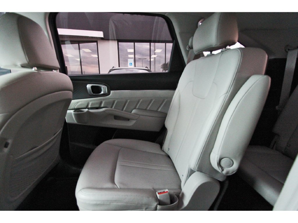 Used 2024 Kia Sorento SUV