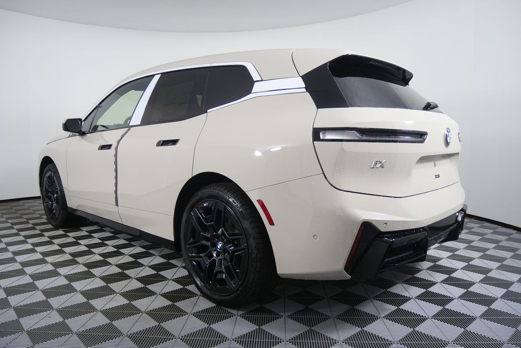 Thumbnail: 2026 BMW iX - 5