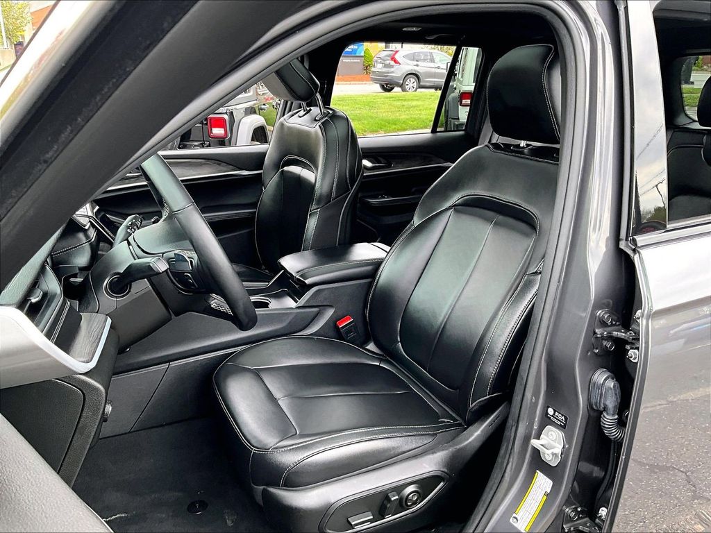 2024 Jeep Grand Cherokee — photo 10