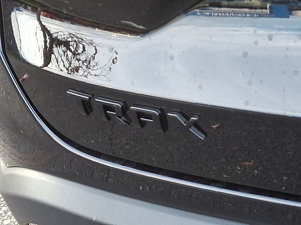 Thumbnail: 2026 Chevrolet Trax - 11