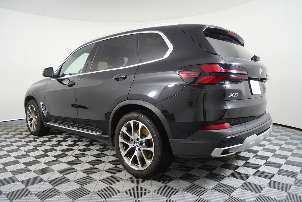 Thumbnail: 2025 BMW X5 - 5