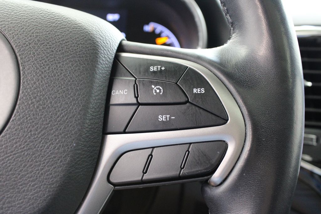 used 2022 Jeep Grand Cherokee WK car, priced at $26,499
