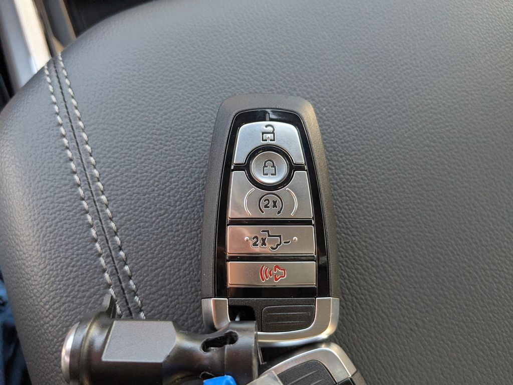 2025 Ford F-250 Super Duty Lariat