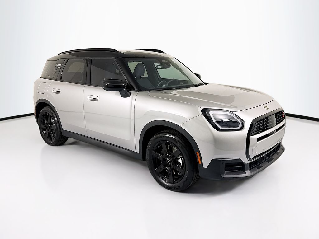 Thumbnail: 2027 MINI Cooper Countryman - 3