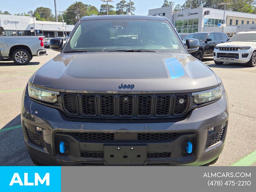 Used 2023 Gray Jeep Trailhawk 4xe image 3