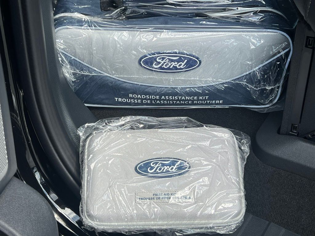 2025 Ford F-250SD Lariat Black at Walterboro Ford