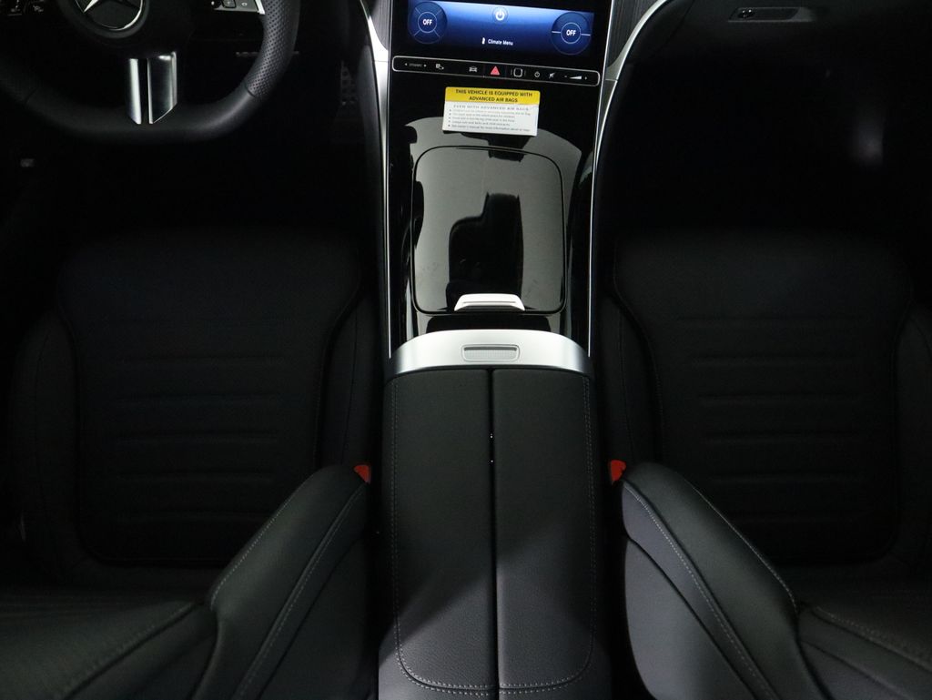 Thumbnail: 2026 Mercedes-Benz GLC - 17