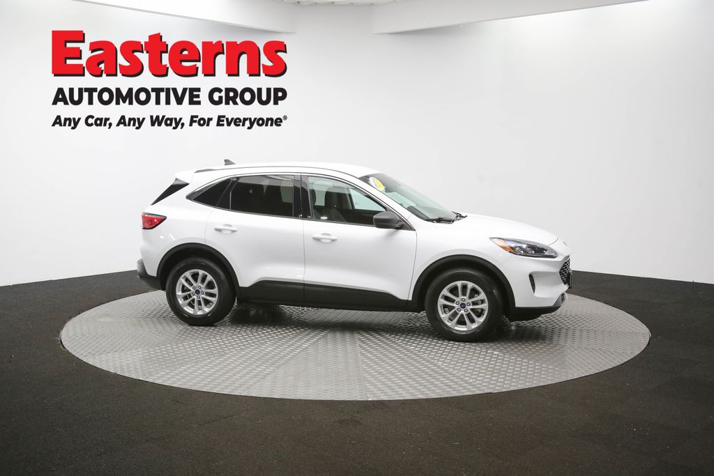 Used 2022 White Ford SE image 45