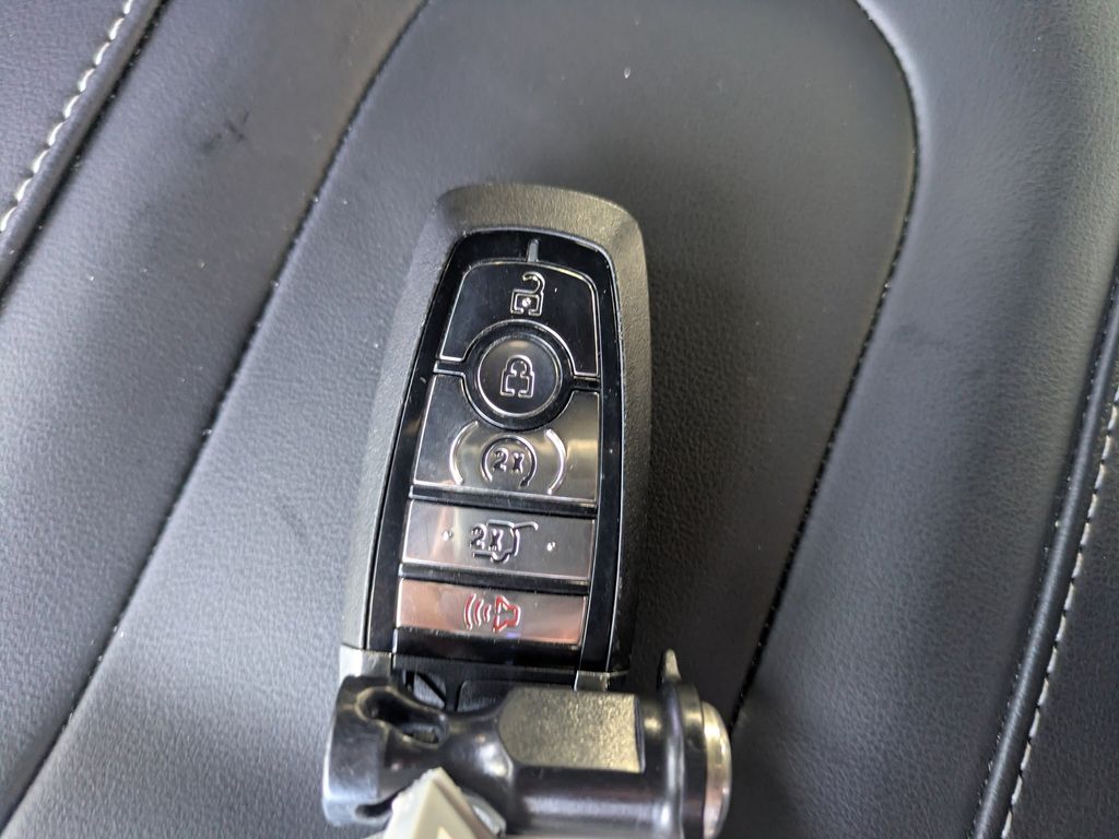 2025 Ford Expedition Platinum MAX