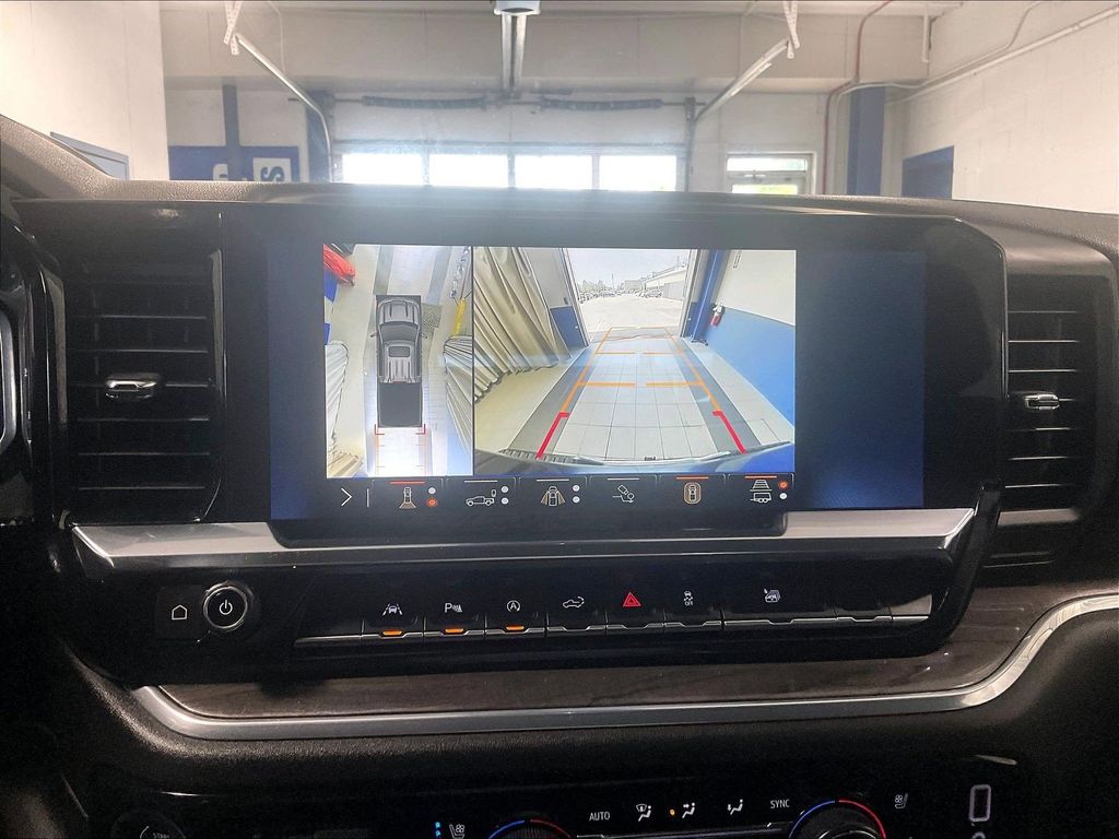 2024 Chevrolet Silverado 1500 — photo 19