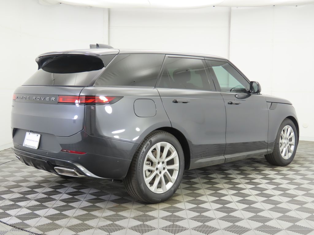 Thumbnail: 2025 Land Rover Range Rover Sport - 5