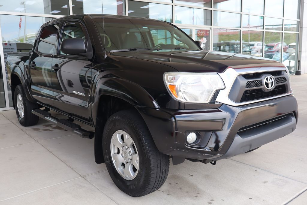  2015 Toyota Tacoma Double Cab V6 4WD   