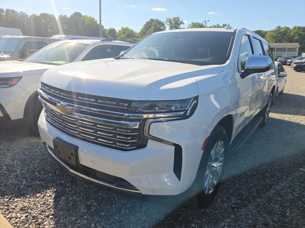 2023 Chevrolet Suburban 4WD 1500 Premier's photo