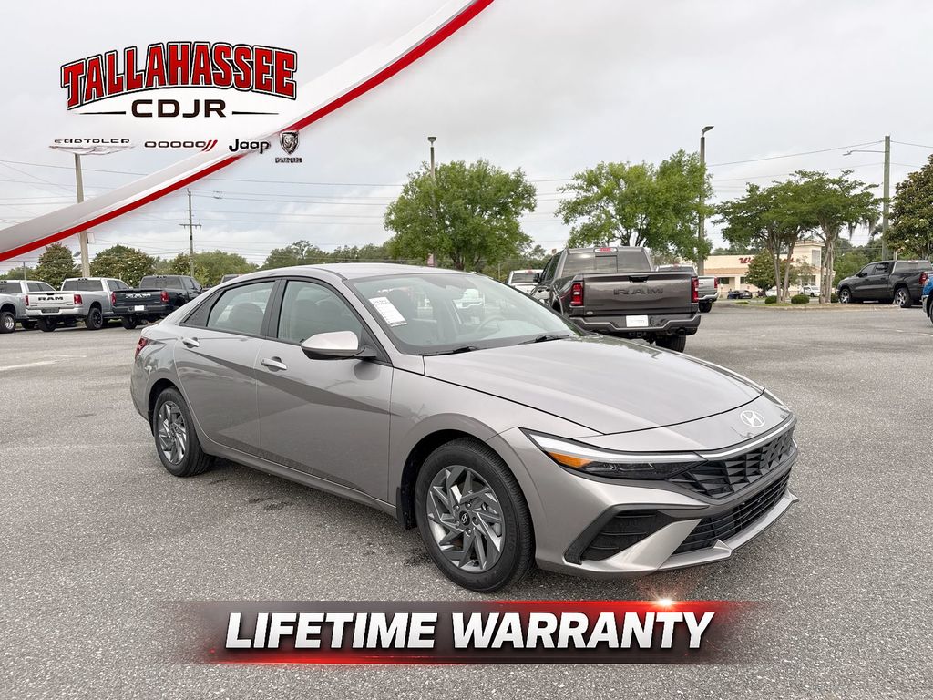 Fluid Metal 2024 Hyundai Elantra Hybrid Sedan Front-Wheel Drive 6-Speed Dual Clutch