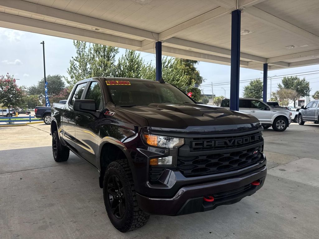 2023 Chevrolet Silverado 1500 Custom Trail Boss Crew Cab 4WD