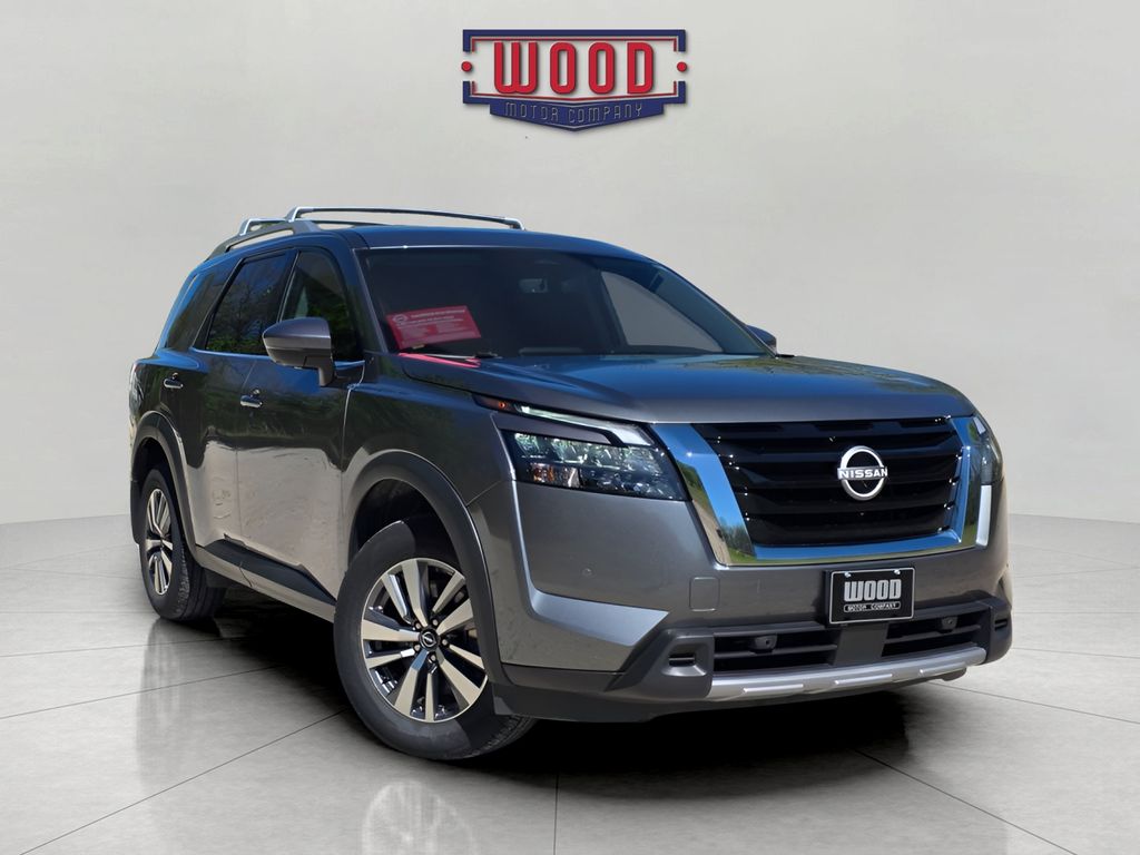 Gray (Gun Metallic) 2025 Nissan Pathfinder SL 4WD SUV / Crossover All-Wheel Drive 9-Speed Automatic
