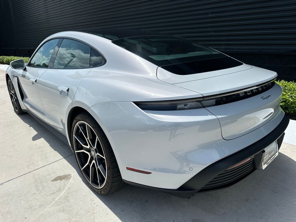 Thumbnail: 2024 Porsche Taycan - 3