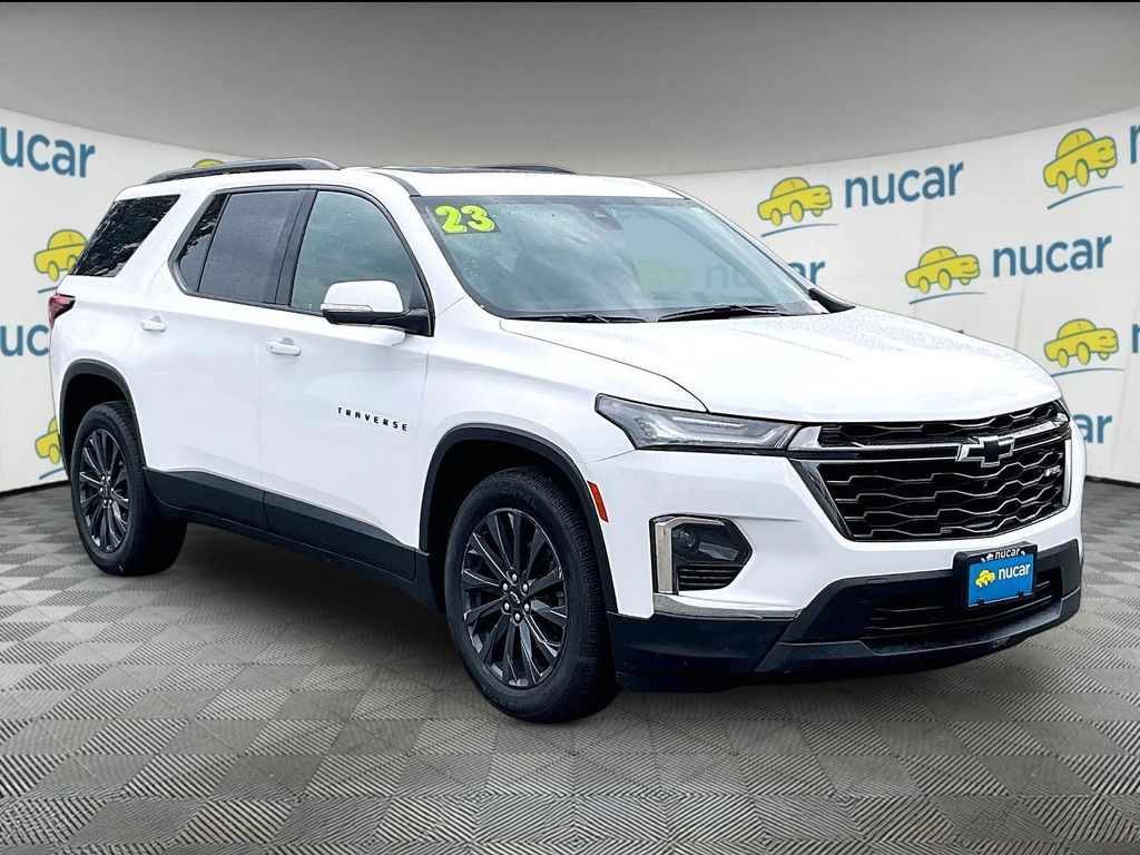 White 2023 Chevrolet Traverse SUV / Crossover Four-Wheel Drive 9-Speed Automatic