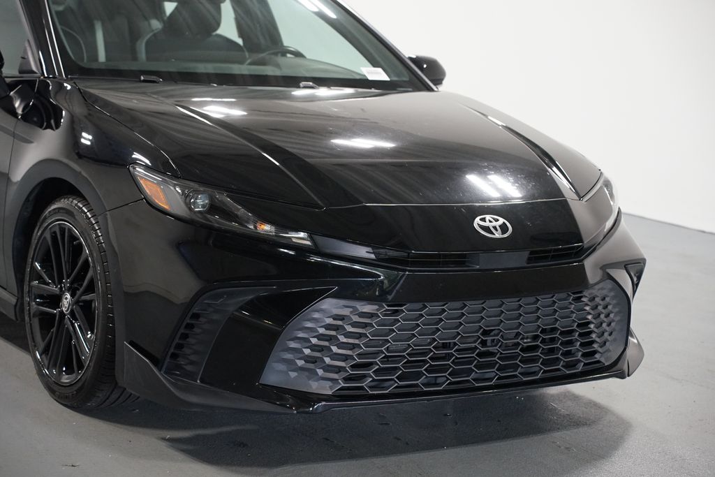 Thumbnail: 2025 Toyota Camry - 4