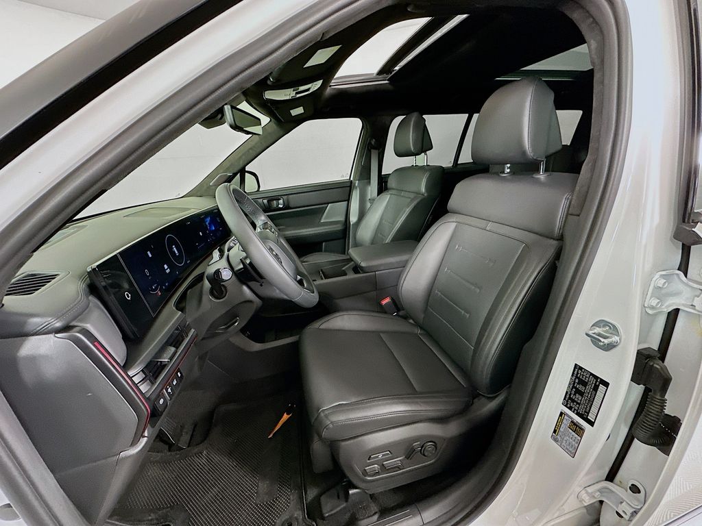 Thumbnail: 2025 Hyundai Santa Fe - 21