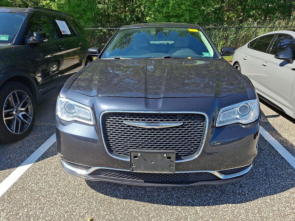 Thumbnail: 2016 Chrysler 300 - 2
