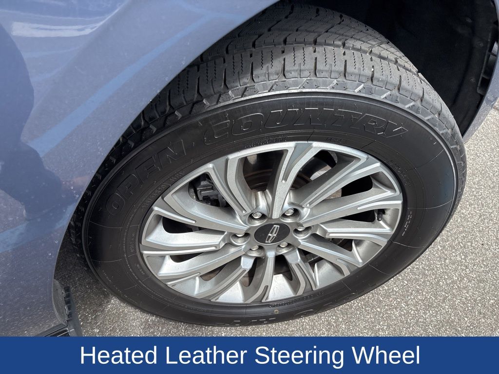 2022 Lincoln Navigator Standard