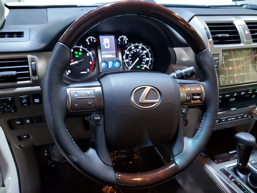 2018 Lexus GX 460 Luxury 31