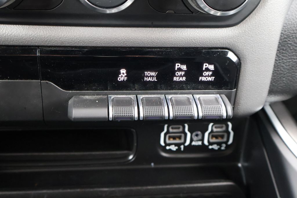 Thumbnail: 2023 RAM 1500 - 26