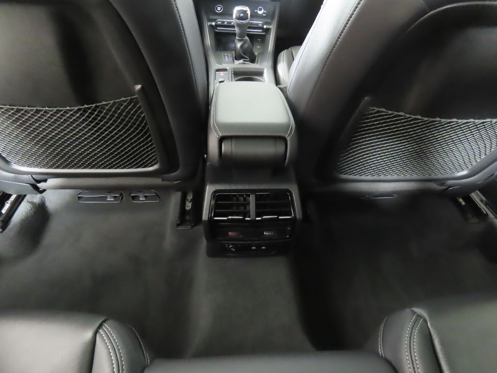 Thumbnail: 2025 Audi Q3 - 27