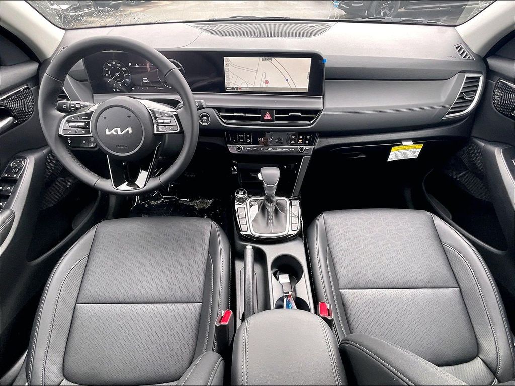 2026 Kia Seltos — photo 11