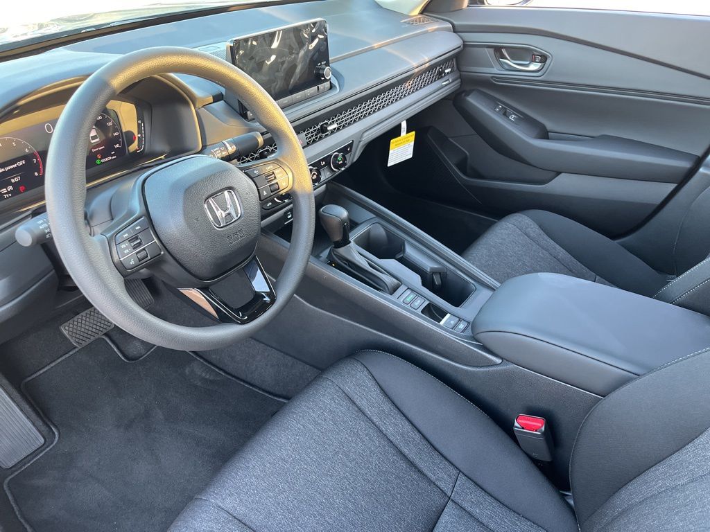 Thumbnail: 2025 Honda Accord - 10