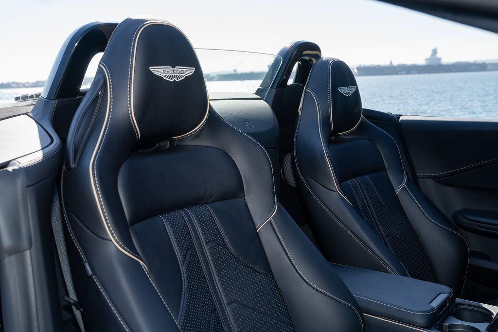 2026 Aston Martin Vantage Base - Photo 20