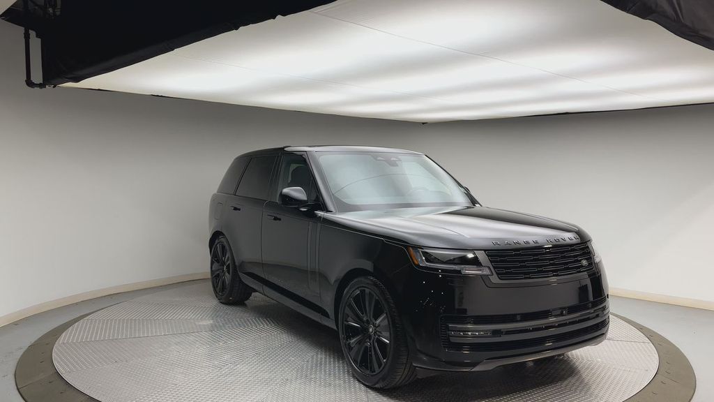 Thumbnail: 2025 Land Rover Range Rover - 8