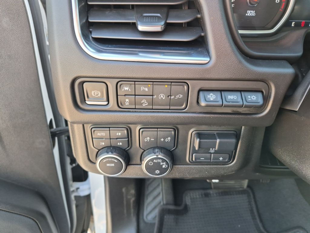 Used Car 2021 Chevrolet Suburban  Premier For Sale Under $50,000 In Austin, Texas