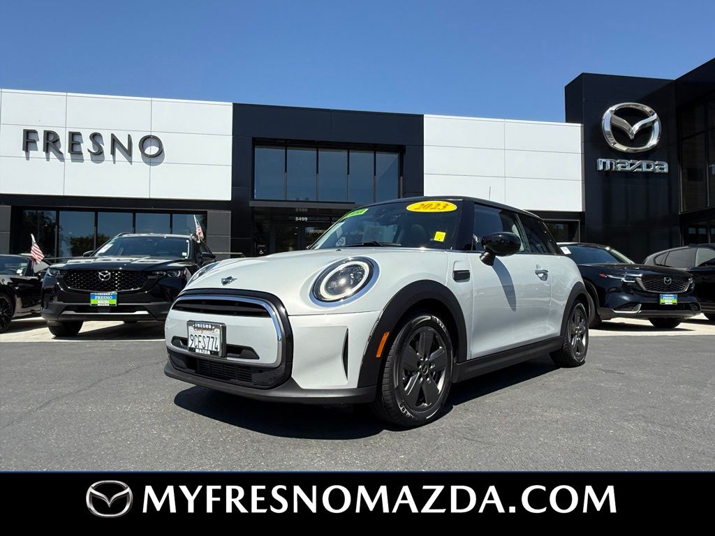 White Silver 2023 MINI Cooper Hatchback 7-Speed Automatic