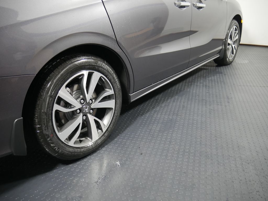 Thumbnail: 2026 Honda Odyssey - 5