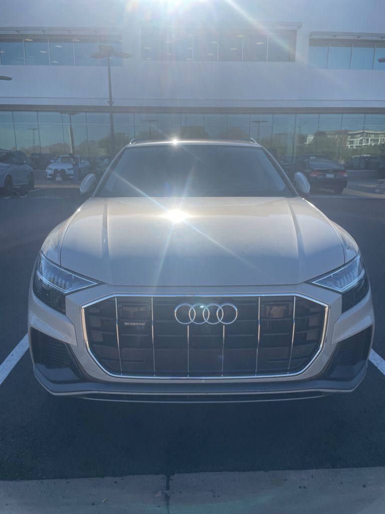 Thumbnail: 2022 Audi Q8 - 2