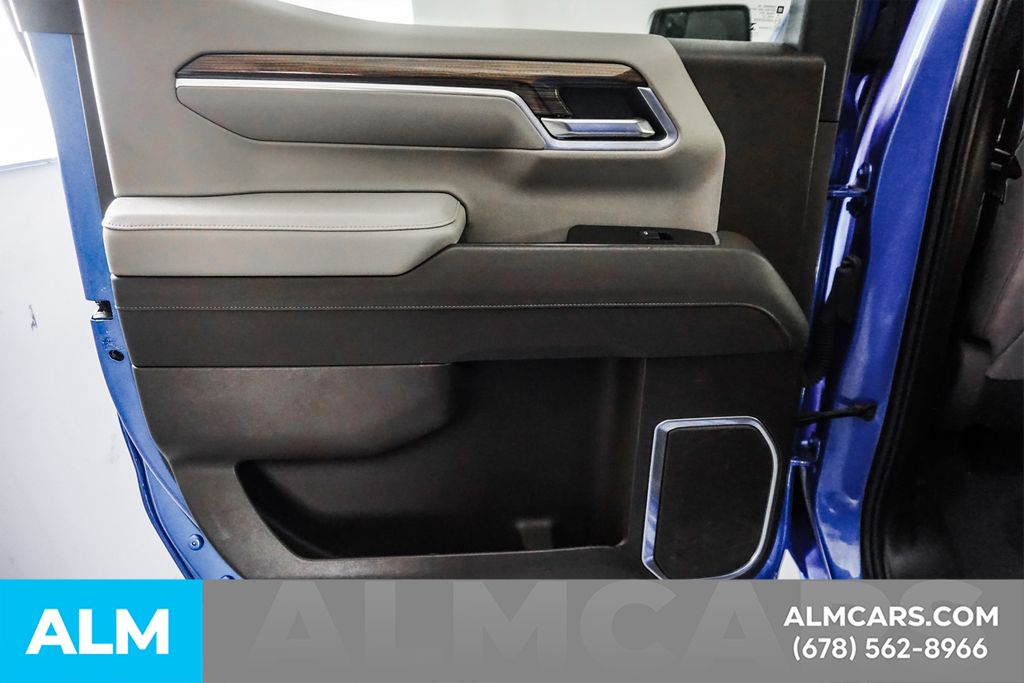 Used 2025 Blue Chevrolet LT image 53