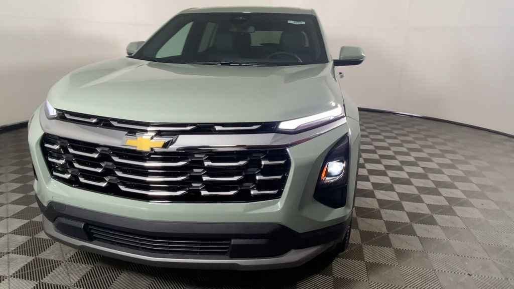 2026 Chevrolet Equinox LT photo