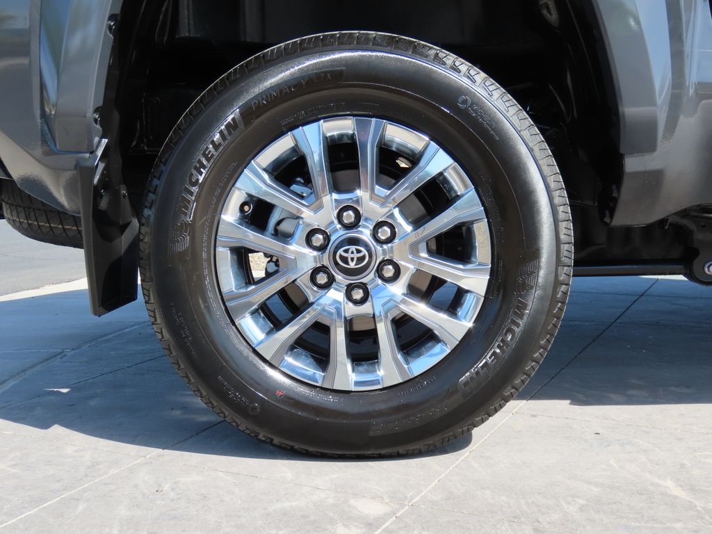2024 Toyota Tacoma Limited 31
