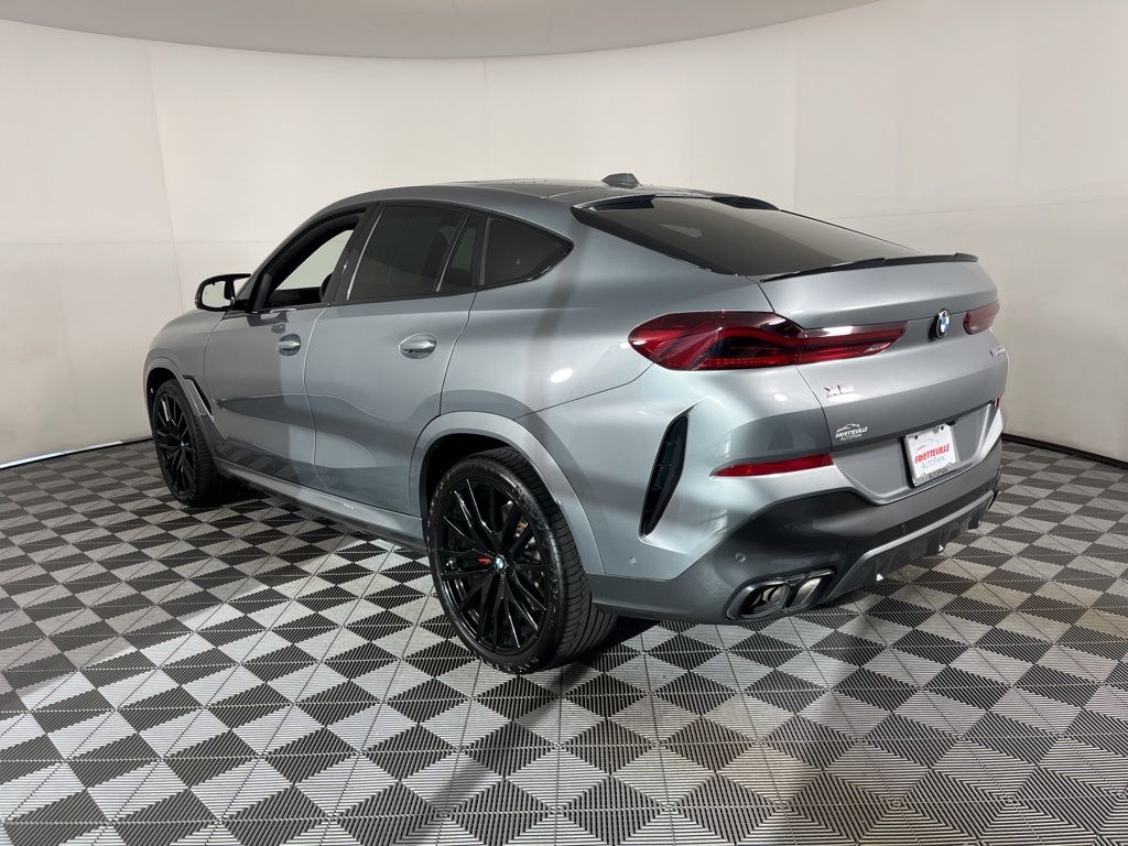 Thumbnail: 2024 BMW X6 - 16