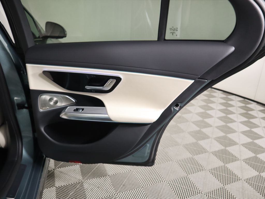 Thumbnail: 2025 Mercedes-Benz E-Class - 29