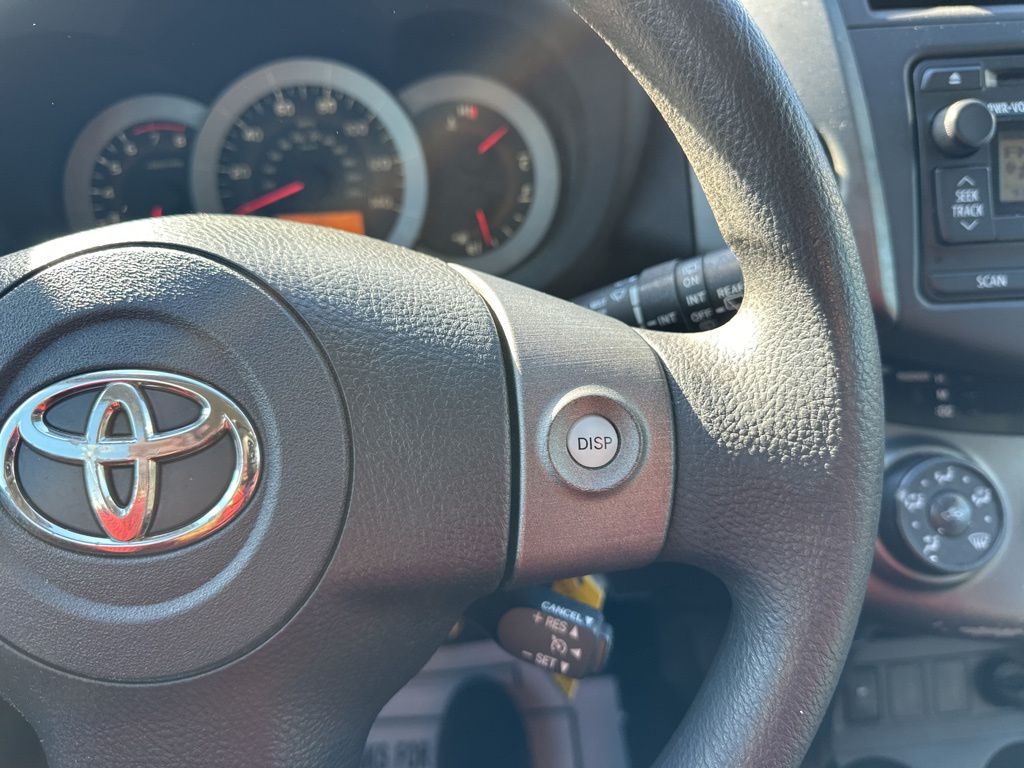 2012 Toyota RAV4 Sport 34