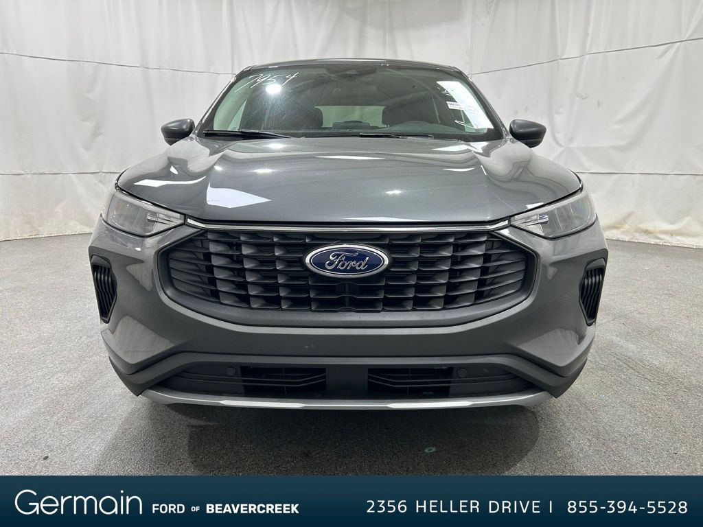 2025 Ford Escape Active photo 2