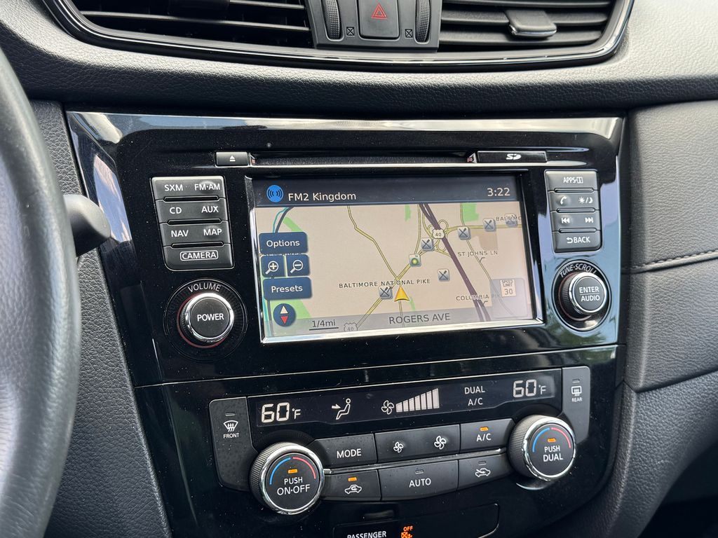 2017 Nissan Rogue SV