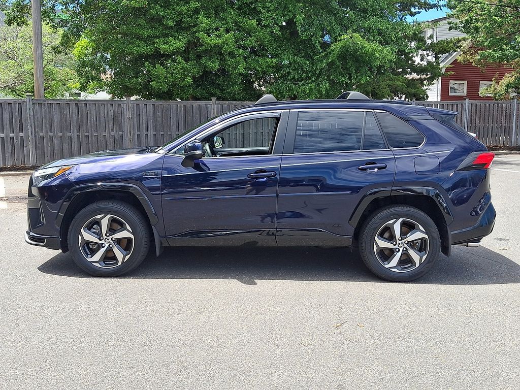 Thumbnail: 2023 Toyota RAV4 - 8