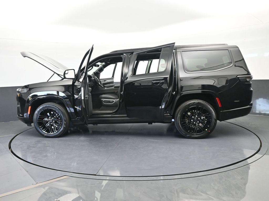 New 2026 High Gloss Black Jeep Limited image 77