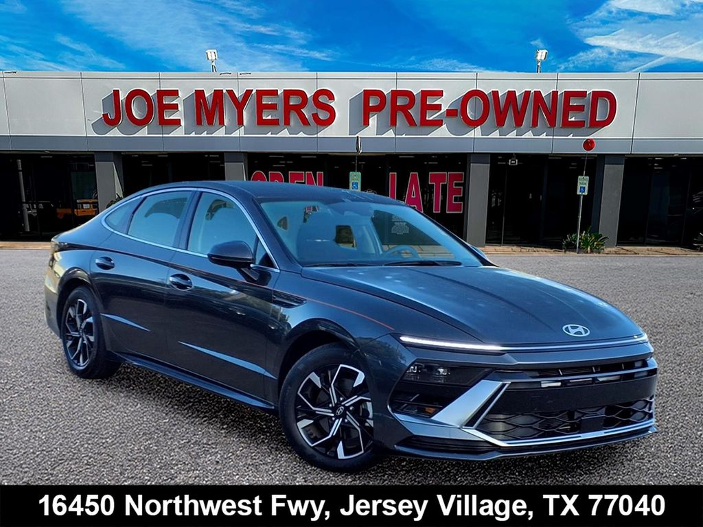 2025 Hyundai Sonata SEL Gray at Baytown Hyundai