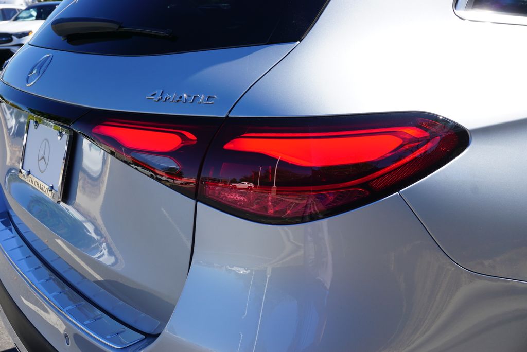 Thumbnail: 2026 Mercedes-Benz GLC - 16