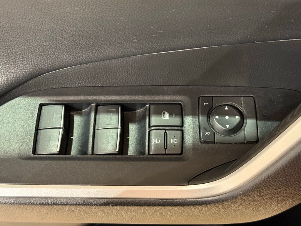 Thumbnail: 2024 Toyota RAV4 - 16